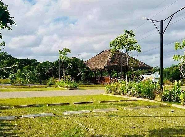 Inside view at Diyasaru Park