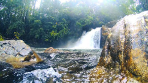 Kekuna Ella Waterfall