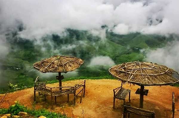Viewing platform at Kelebokka 360 Viewpoint Matale