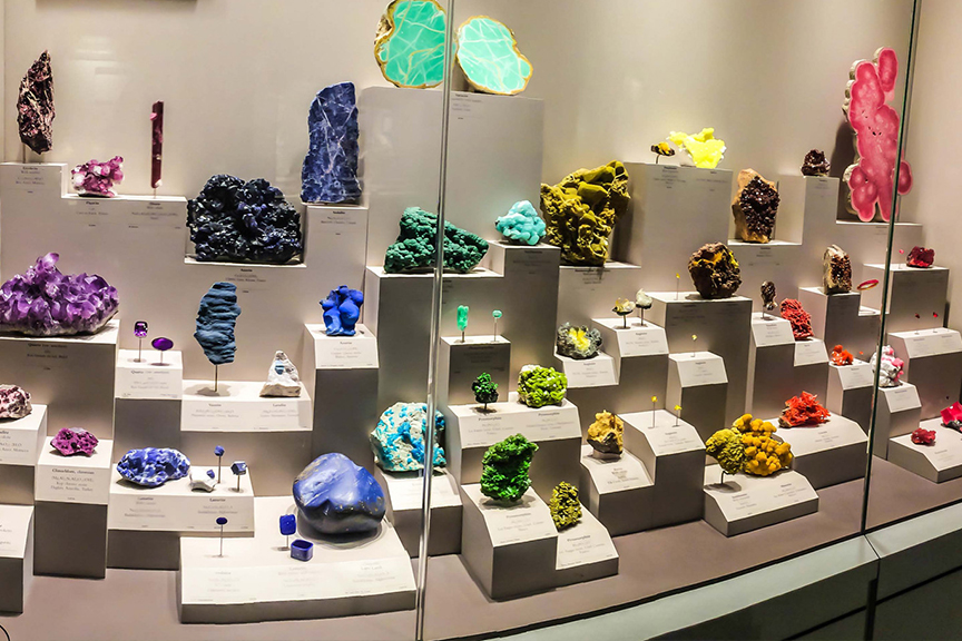 Natural Gems and Gemological Museum