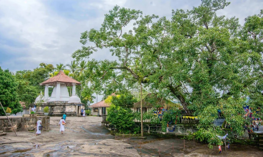 Gadaladenyia Vihara