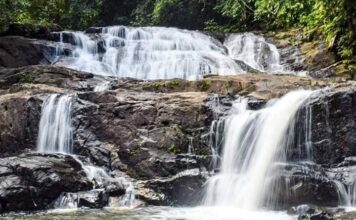 Lankagama, Sri Lanka – A Hidden Eco-Paradise Near Sinharaja Forest Quiet rural village setting in Lankagama Sri Lanka