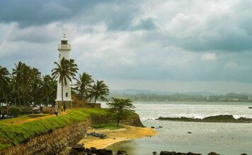 Places to Visit in Galle – Sri Lanka: A Complete Travel Guide Galle Lighthouse white tower overlooking the Indian Ocean