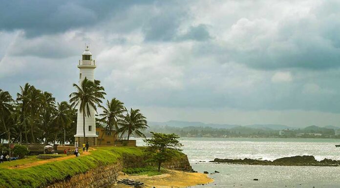 Places to Visit in Galle – Sri Lanka: A Complete Travel Guide Galle Lighthouse white tower overlooking the Indian Ocean